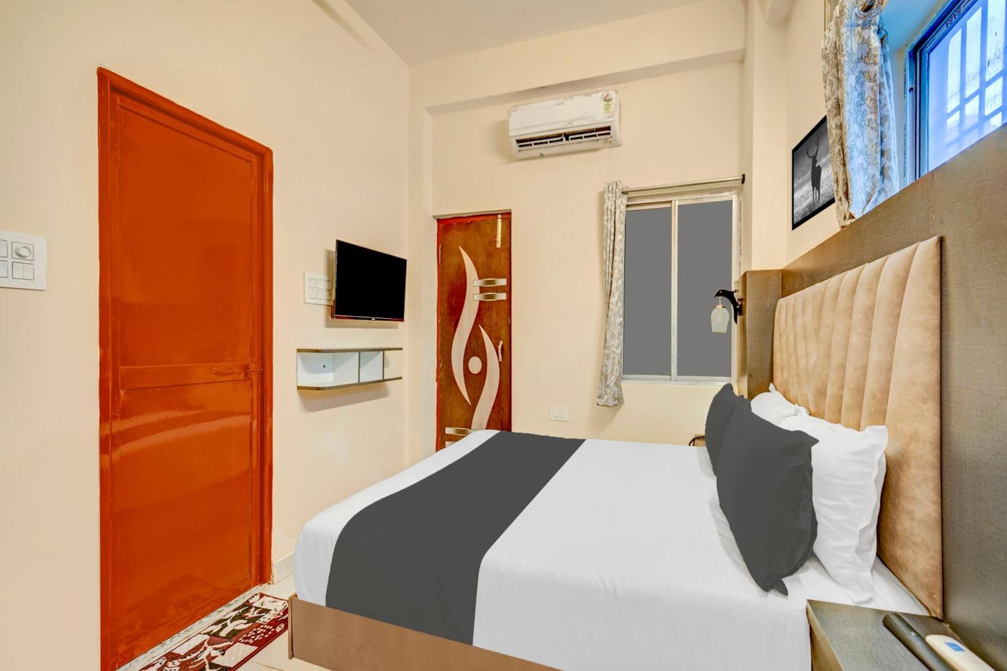 Super Townhouse Anisabad Near Mahavir Sansthan Khagaul Exterior photo
