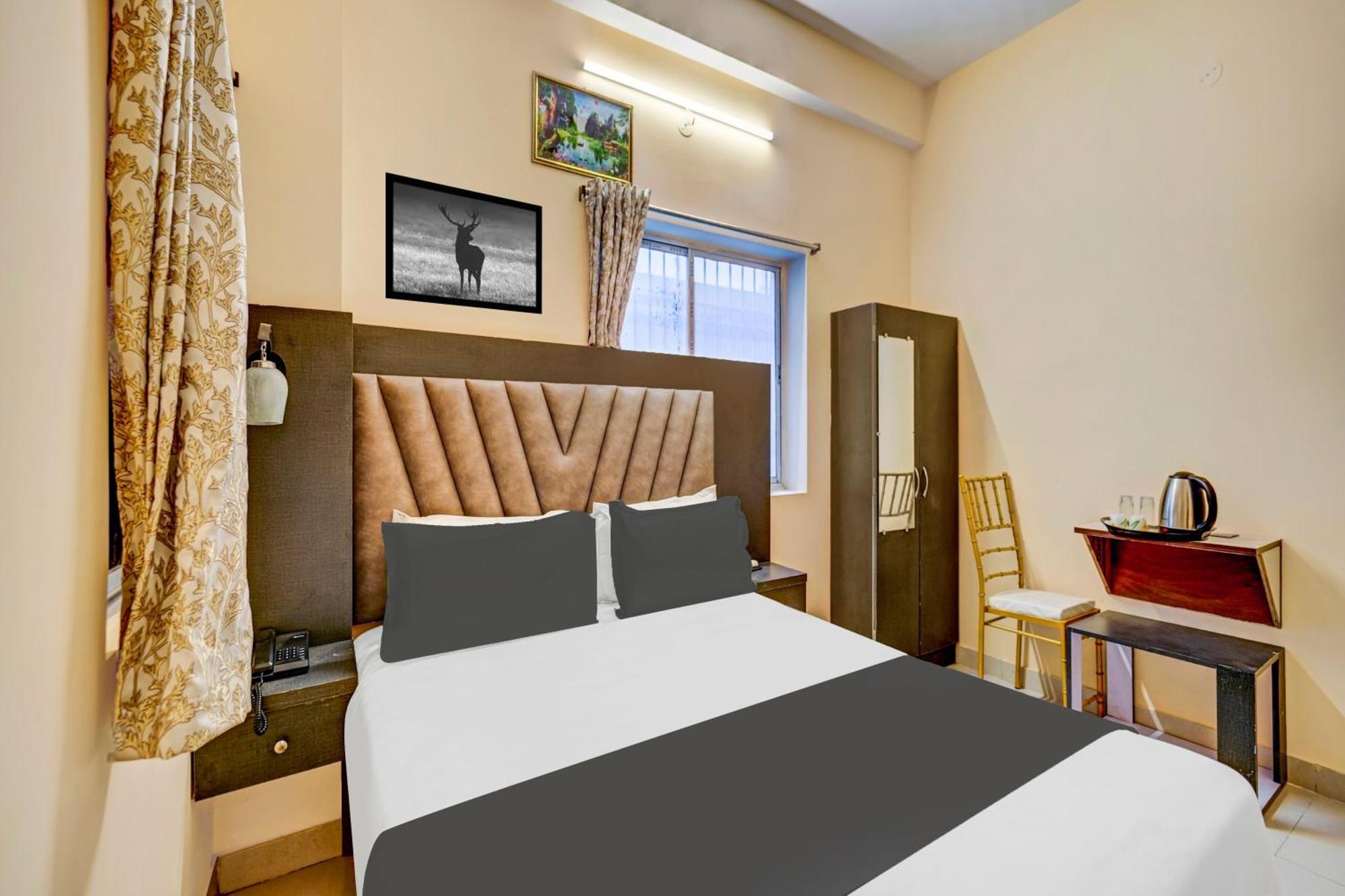 Super Townhouse Anisabad Near Mahavir Sansthan Khagaul Exterior photo